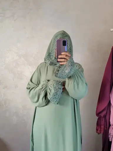Abaya vert pastel